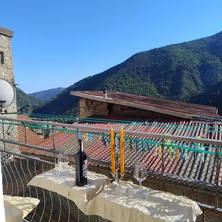 Antico Arco * Montalto Ligure